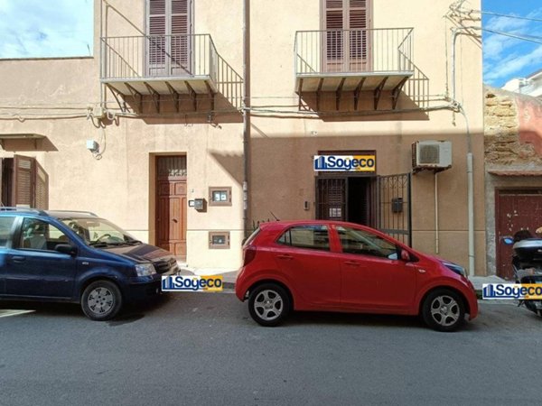 negozio in vendita a Bagheria in zona Aspra