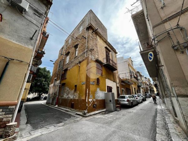 appartamento in vendita a Bagheria in zona Centro Città