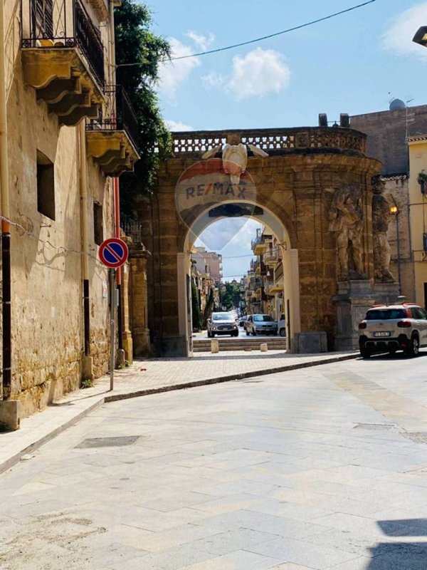 casa indipendente in vendita a Bagheria in zona Centro Città