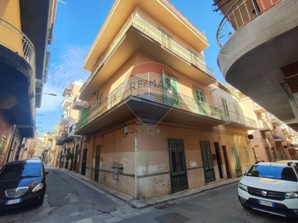 casa indipendente in vendita a Bagheria in zona Centro Città