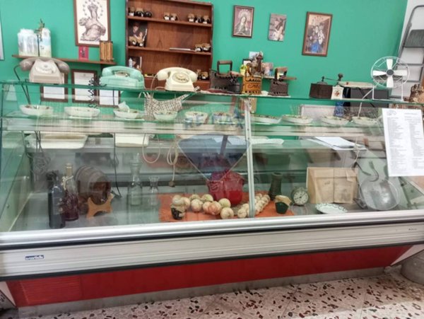 negozio in vendita a Bagheria