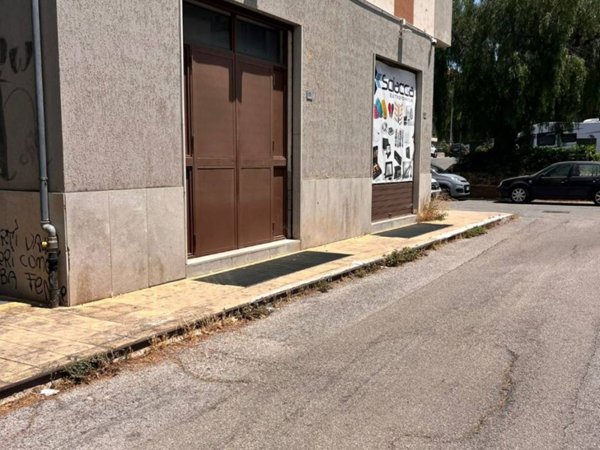 negozio in vendita a Bagheria
