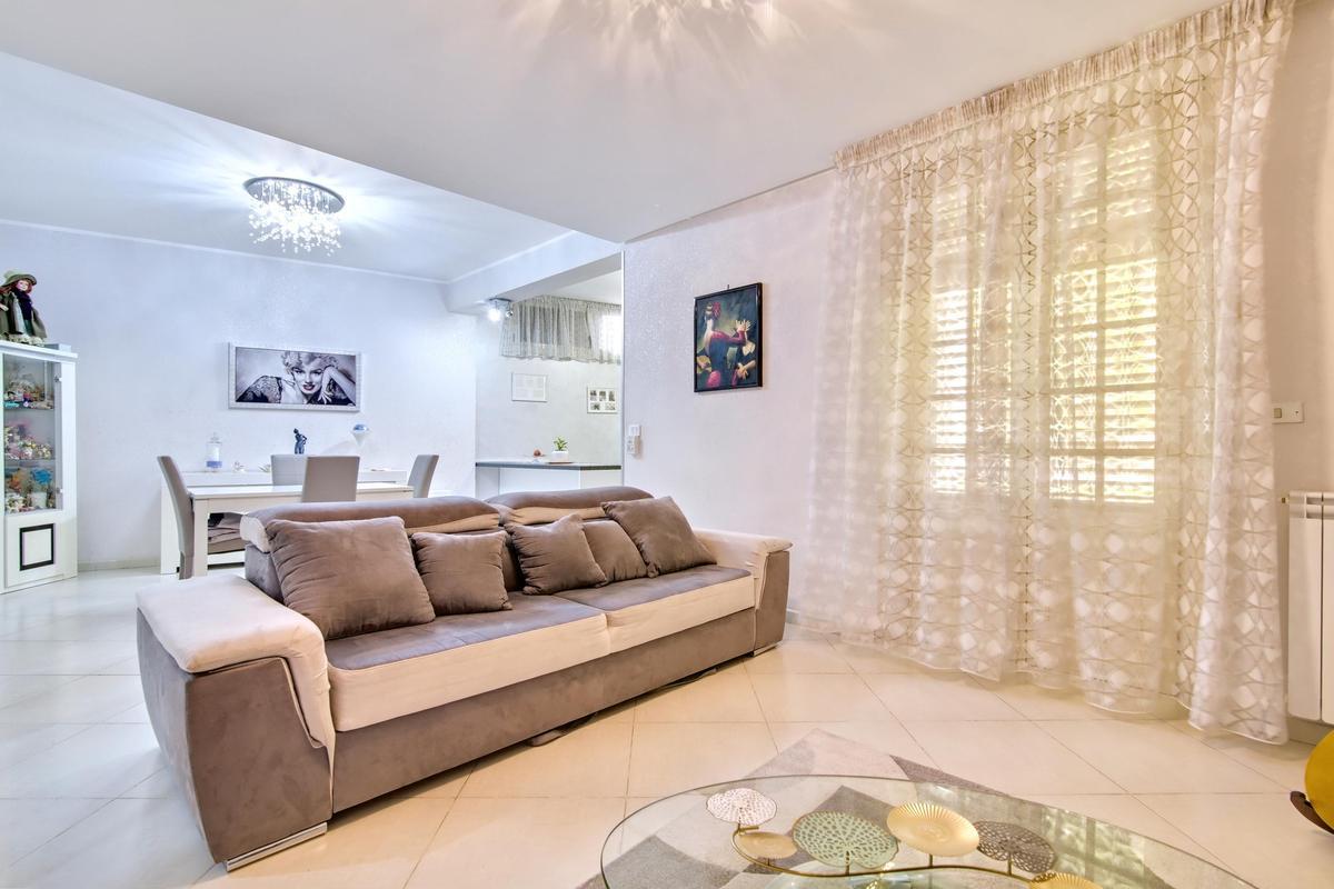 appartamento in vendita a Bagheria in zona Centro Città