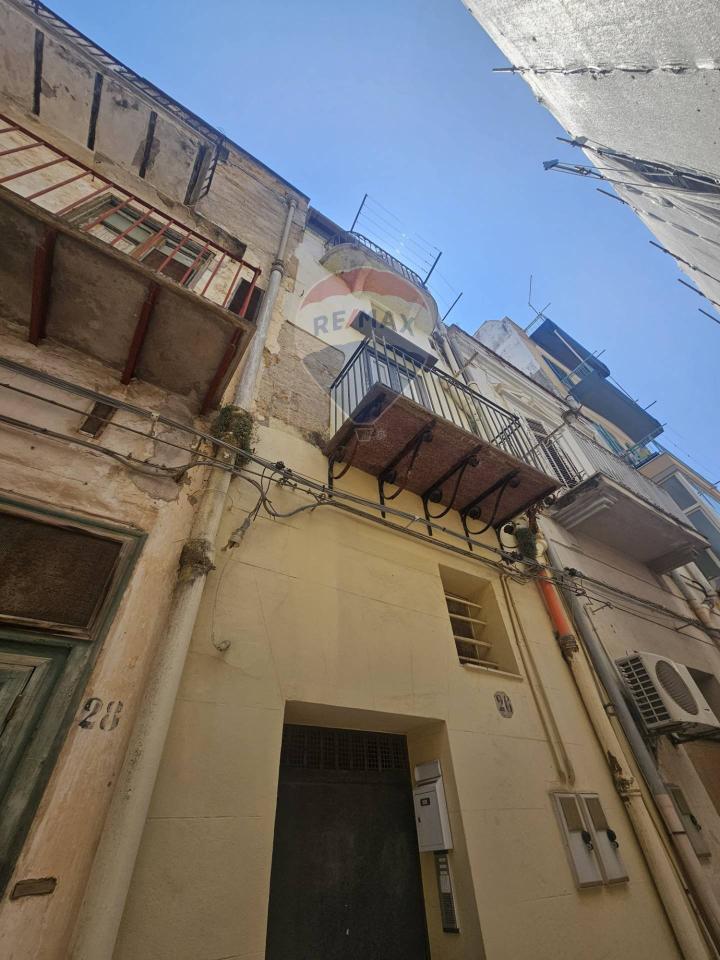 casa indipendente in vendita a Bagheria in zona Centro Città