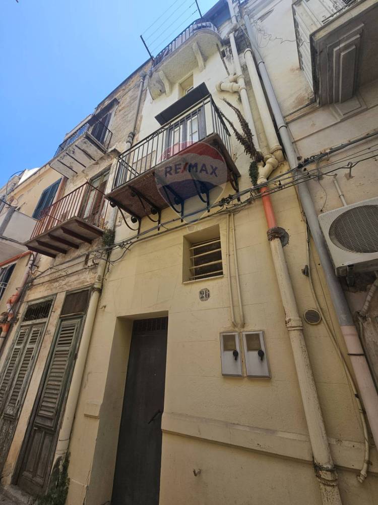 casa indipendente in vendita a Bagheria in zona Centro Città