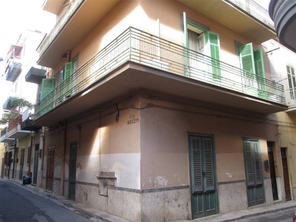 appartamento in vendita a Bagheria in zona Centro Città