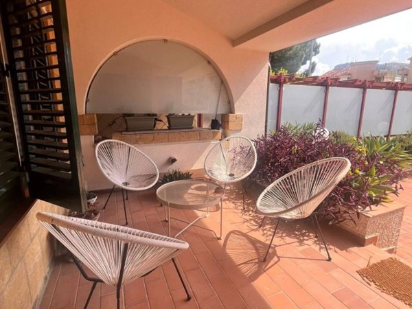 casa indipendente in vendita a Bagheria