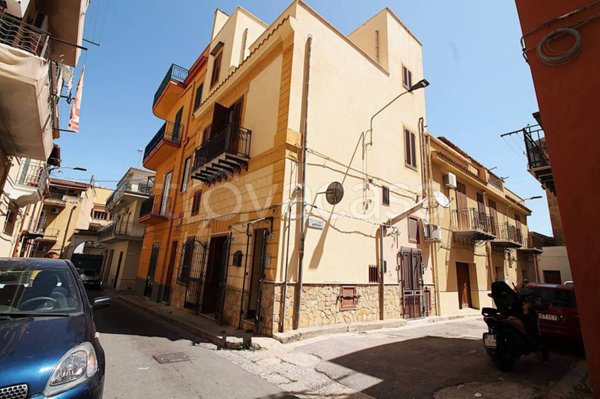 casa indipendente in vendita a Bagheria in zona Centro Città