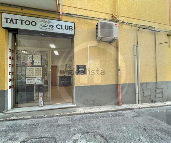 locale commerciale in vendita a Bagheria in zona Centro Città