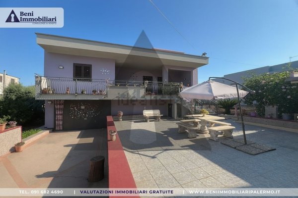 casa indipendente in vendita a Bagheria
