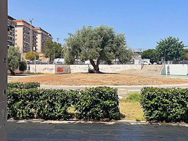 negozio in vendita a Bagheria