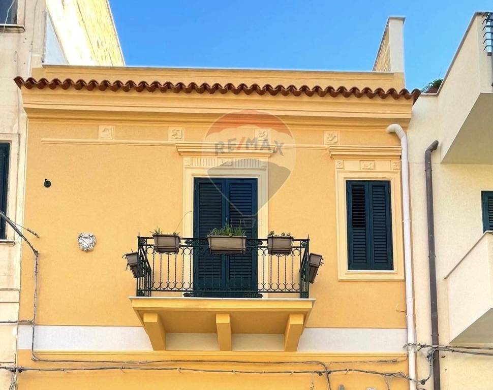 casa indipendente in vendita a Bagheria in zona Centro Città