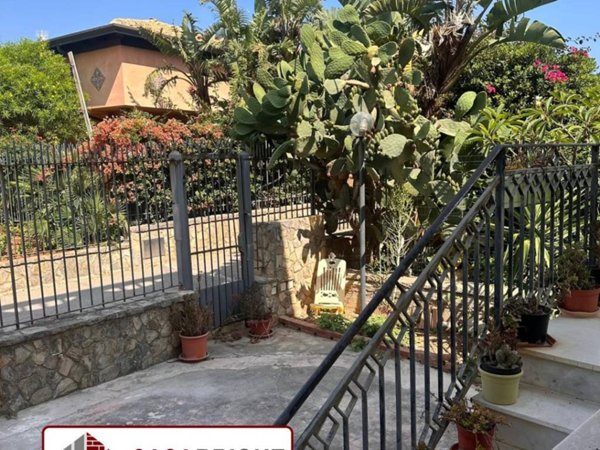 appartamento in vendita a Bagheria in zona Aspra