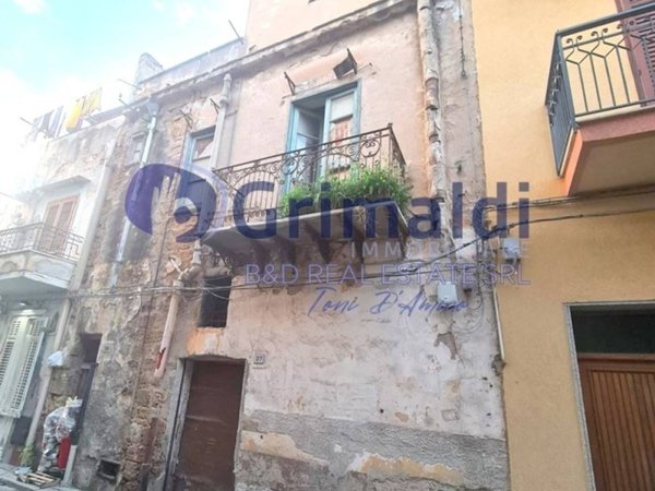 casa indipendente in vendita a Bagheria in zona Centro Città