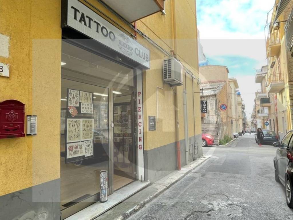 negozio in vendita a Bagheria in zona Centro Città