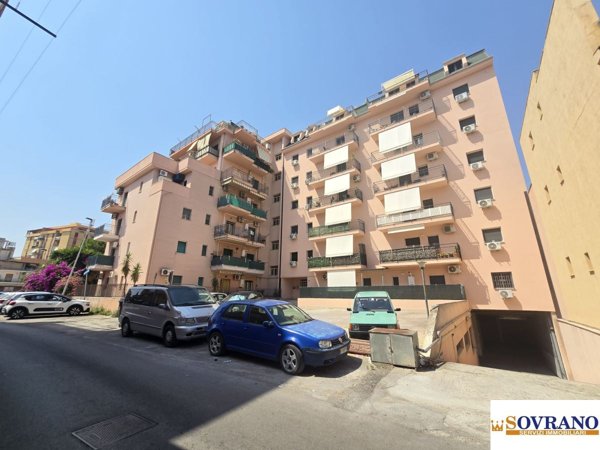 locale di sgombero in vendita a Bagheria