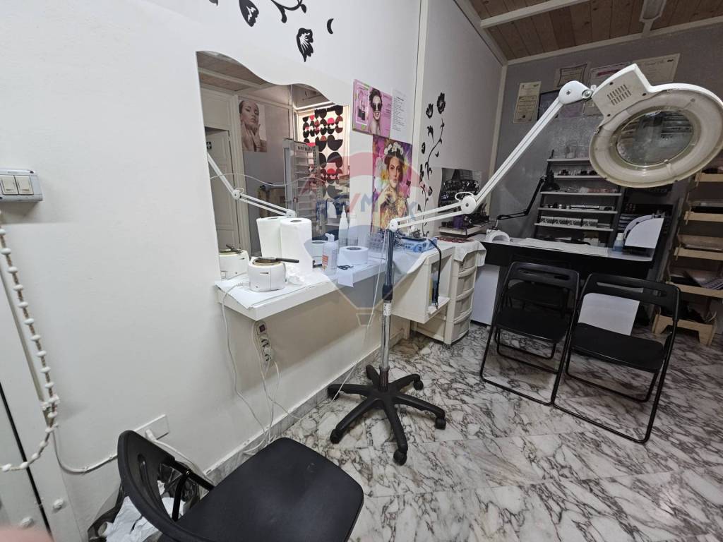 negozio in vendita a Bagheria