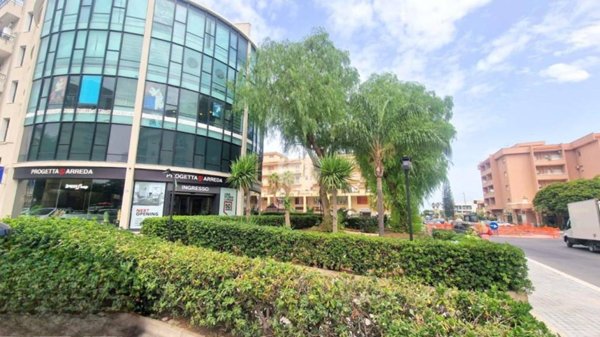 negozio in vendita a Bagheria