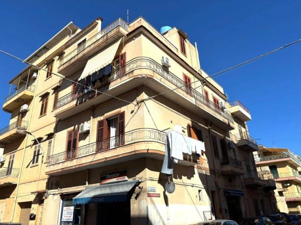 appartamento in vendita a Bagheria in zona Aspra