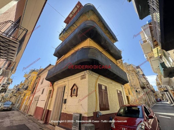 casa indipendente in vendita a Bagheria in zona Centro Città