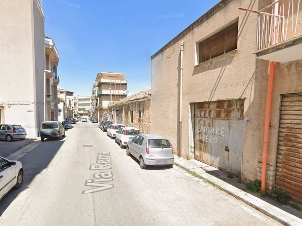 locale commerciale in vendita a Bagheria