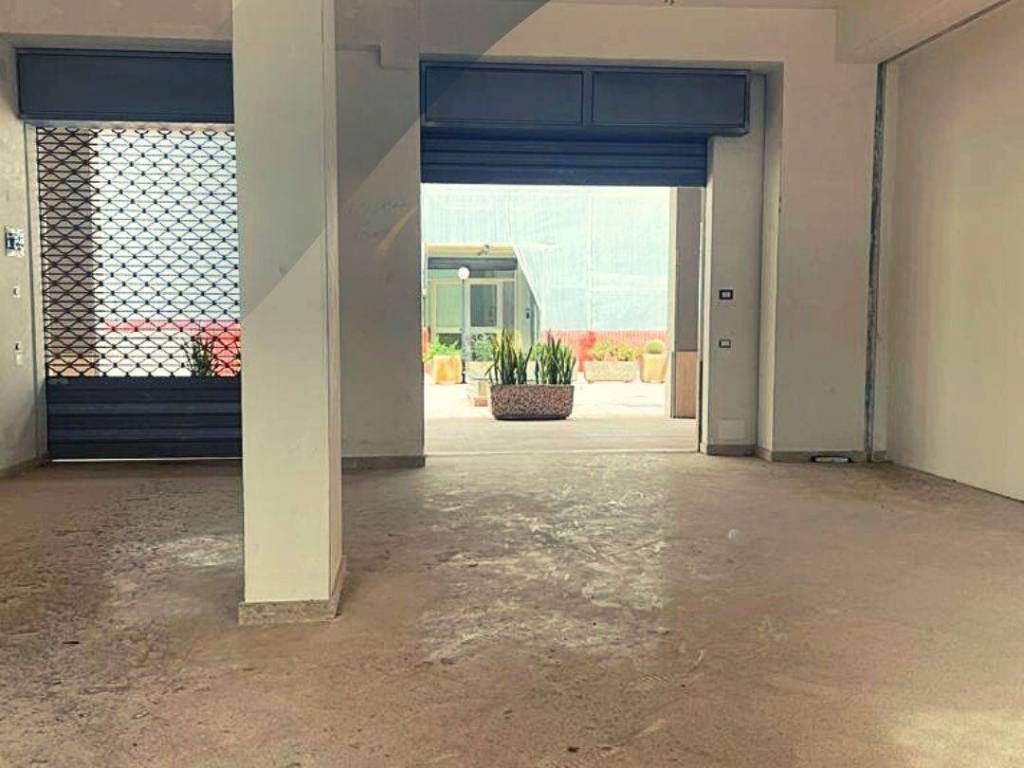 negozio in vendita a Bagheria