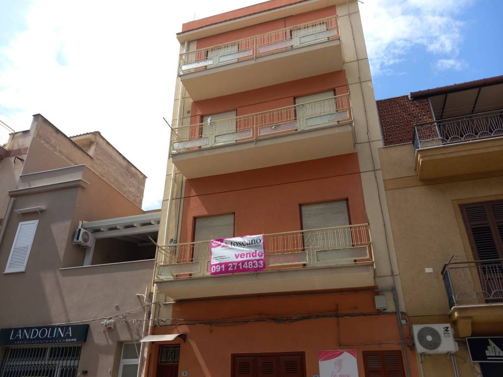 casa indipendente in vendita a Bagheria