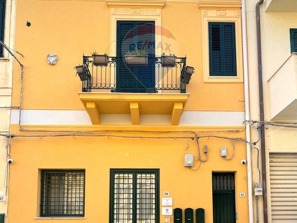 casa indipendente in vendita a Bagheria in zona Centro Città