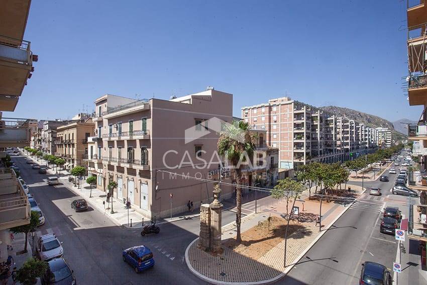 appartamento in vendita a Bagheria in zona Centro Città