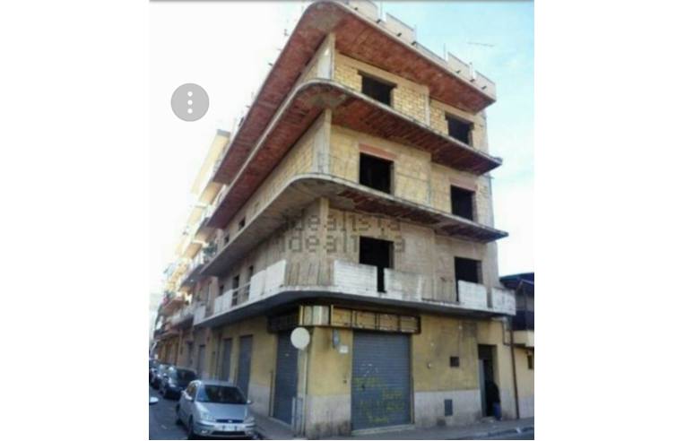 intera palazzina in vendita a Bagheria