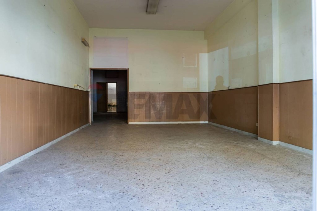 negozio in vendita a Bagheria in zona Centro Città