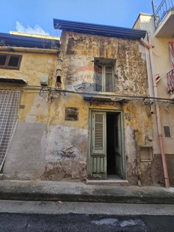 casa indipendente in vendita a Bagheria in zona Centro Città