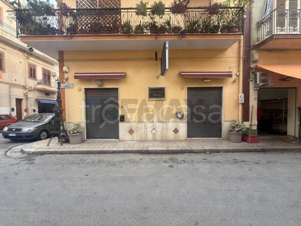 negozio in vendita a Bagheria in zona Centro Città