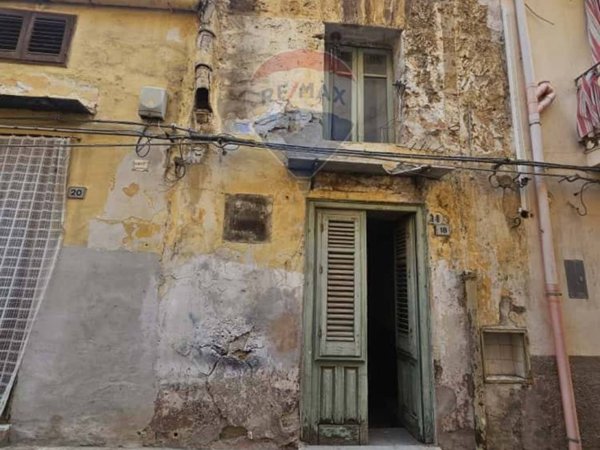 casa indipendente in vendita a Bagheria in zona Centro Città