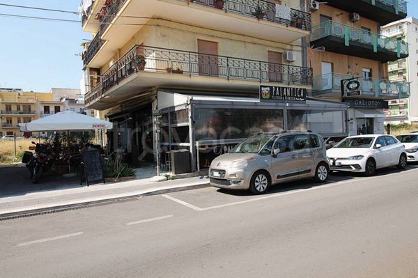 negozio in vendita a Bagheria in zona Centro Città