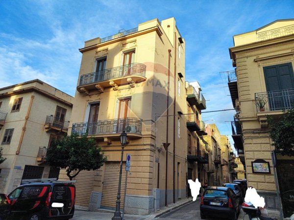 casa indipendente in vendita a Bagheria in zona Centro Città