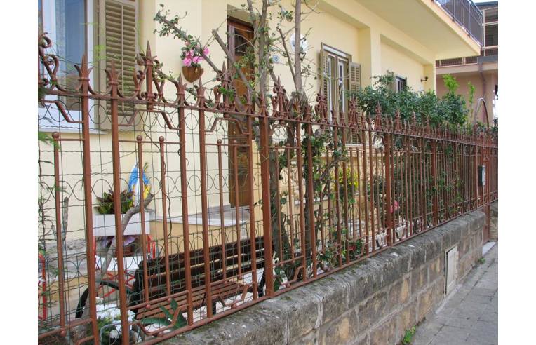 casa indipendente in vendita a Bagheria in zona Centro Città