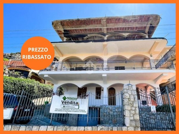 appartamento in vendita a Bagheria in zona Mongerbino