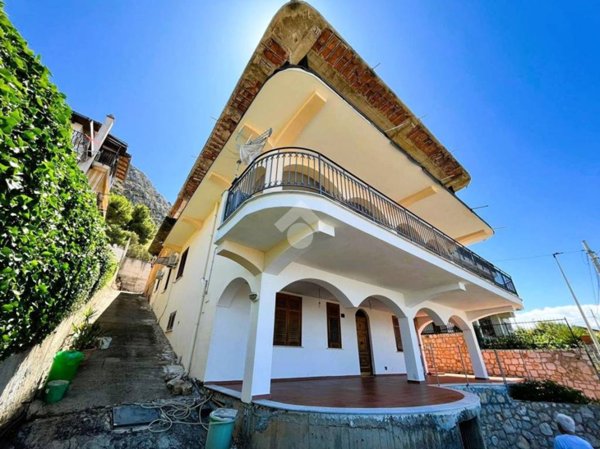 appartamento in vendita a Bagheria in zona Aspra