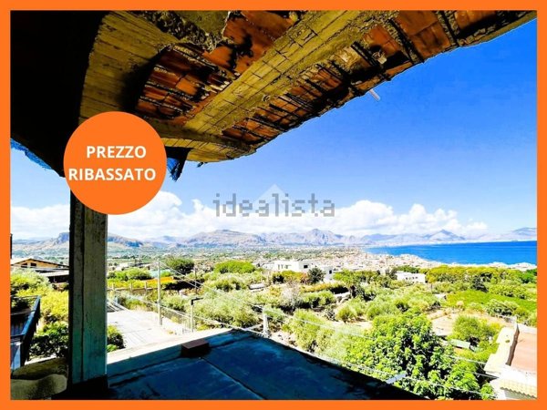 appartamento in vendita a Bagheria in zona Aspra