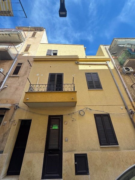 casa indipendente in vendita a Bagheria in zona Centro Città
