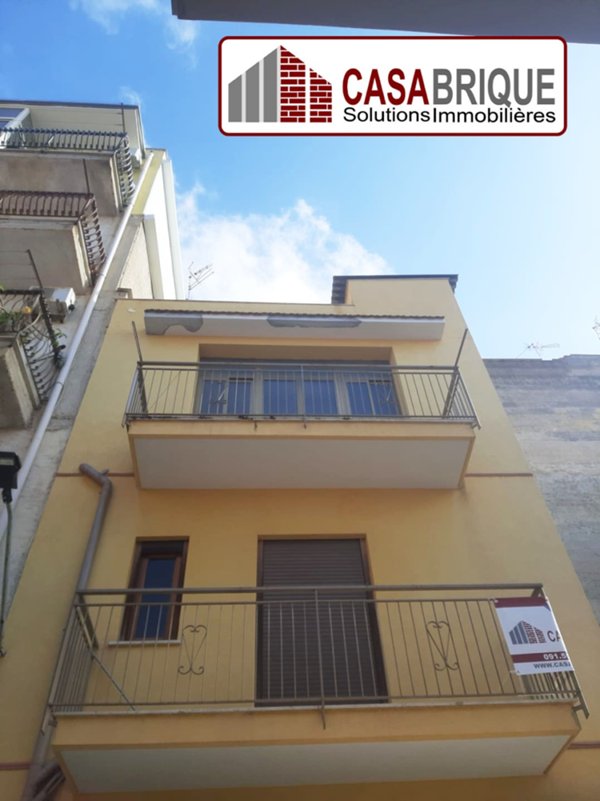 casa indipendente in vendita a Bagheria in zona Centro Città