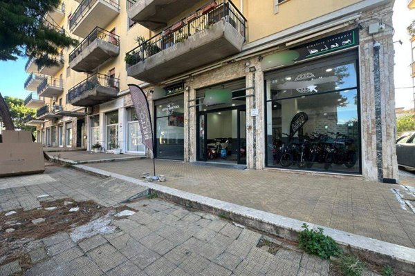 negozio in vendita a Bagheria