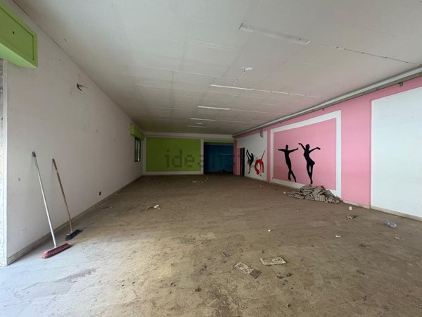 locale di sgombero in vendita a Bagheria