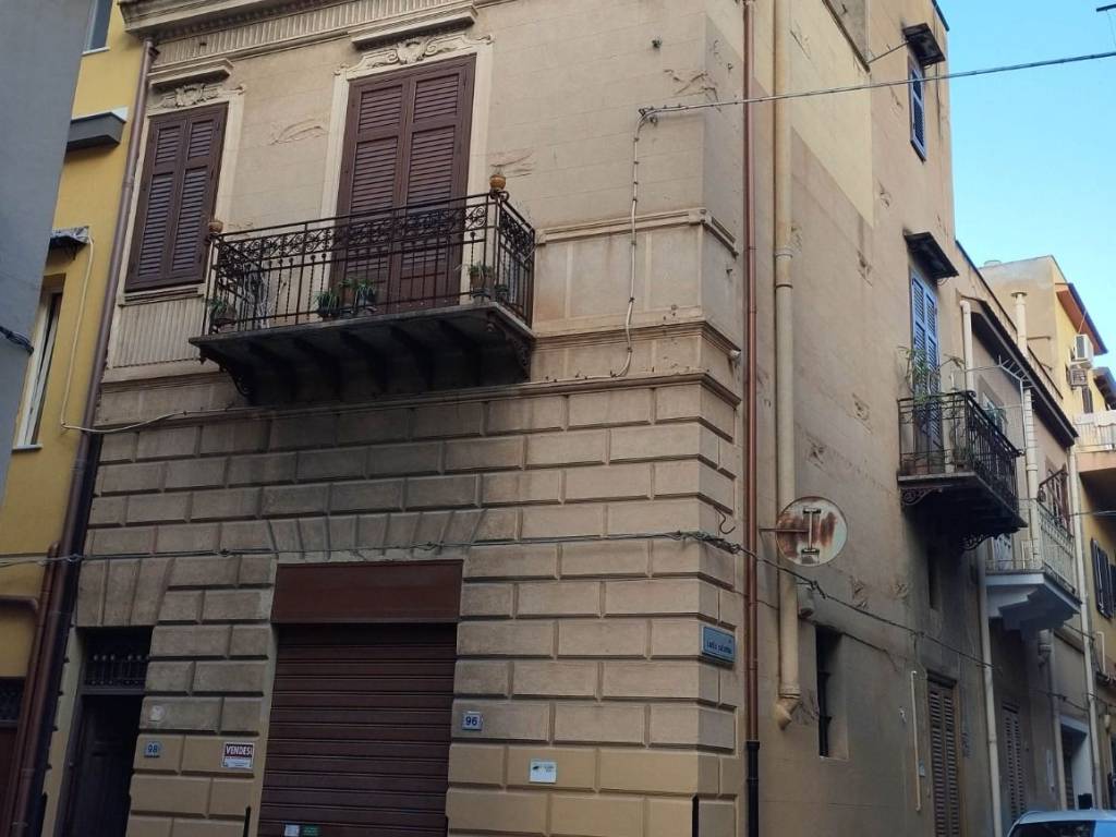 appartamento in vendita a Bagheria in zona Centro Città