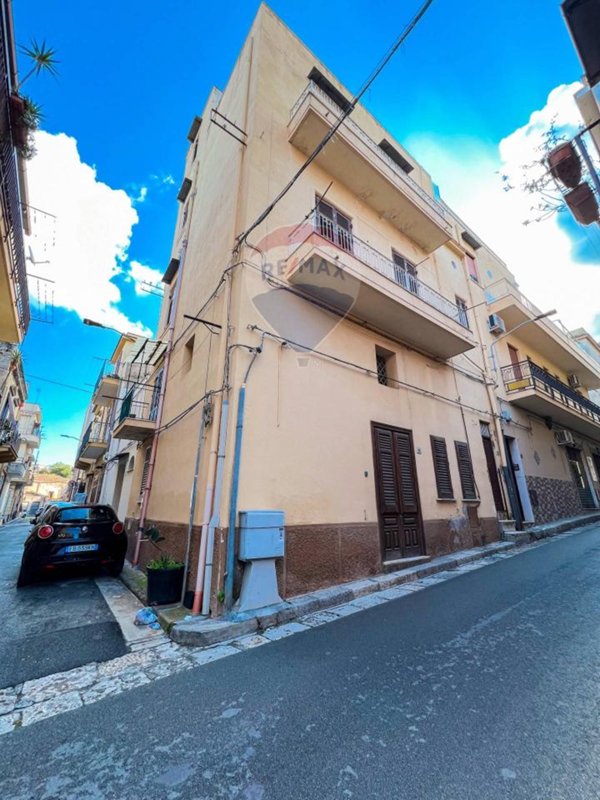 casa indipendente in vendita a Bagheria in zona Centro Città