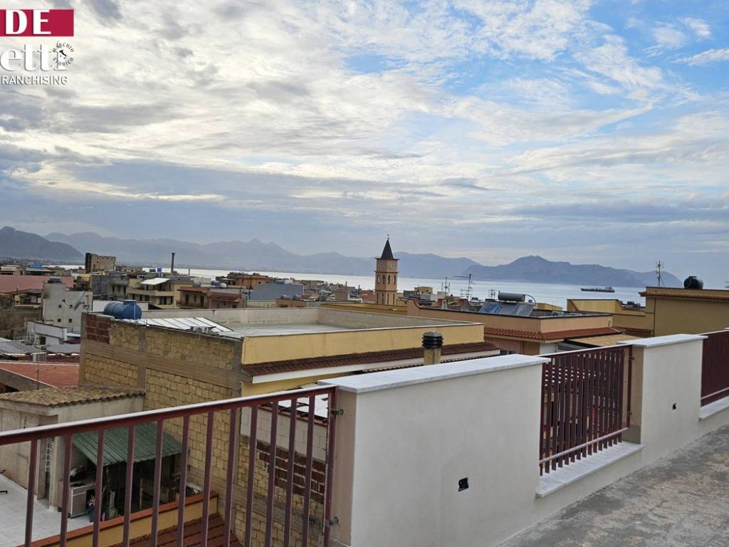 appartamento in vendita a Bagheria in zona Aspra