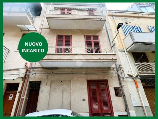 intera palazzina in vendita a Bagheria in zona Centro Città