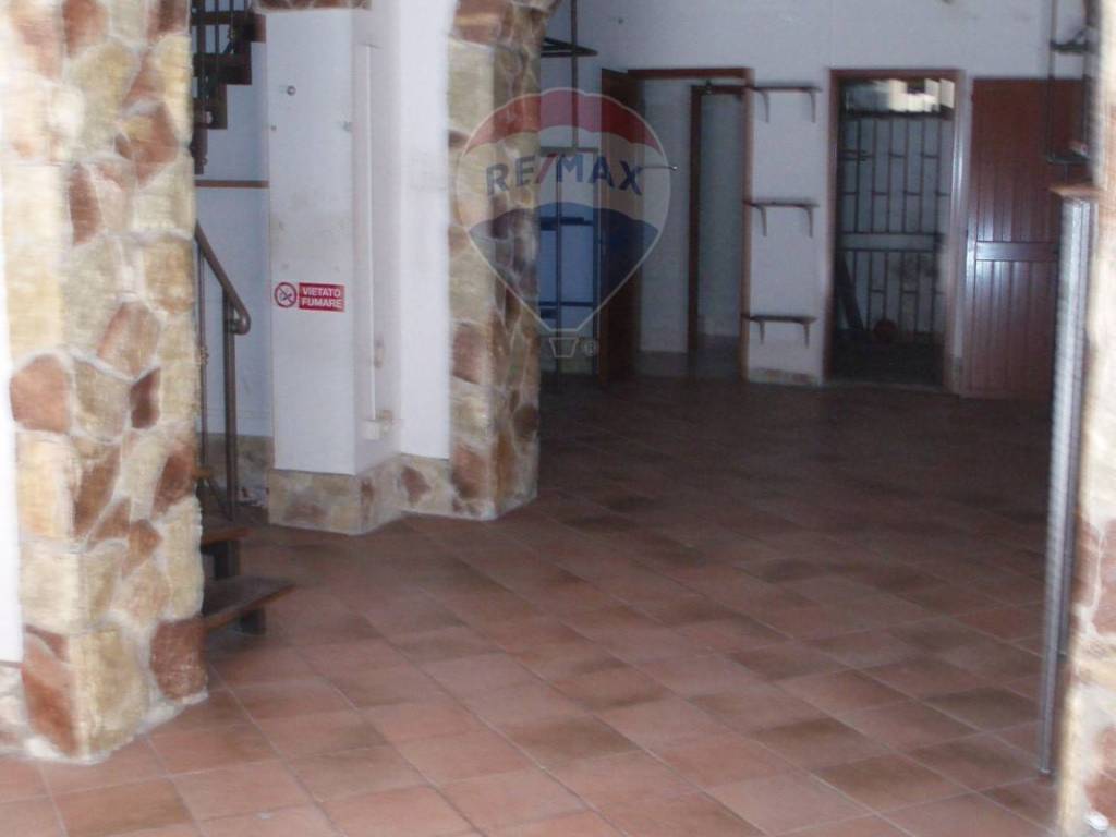 negozio in vendita a Bagheria
