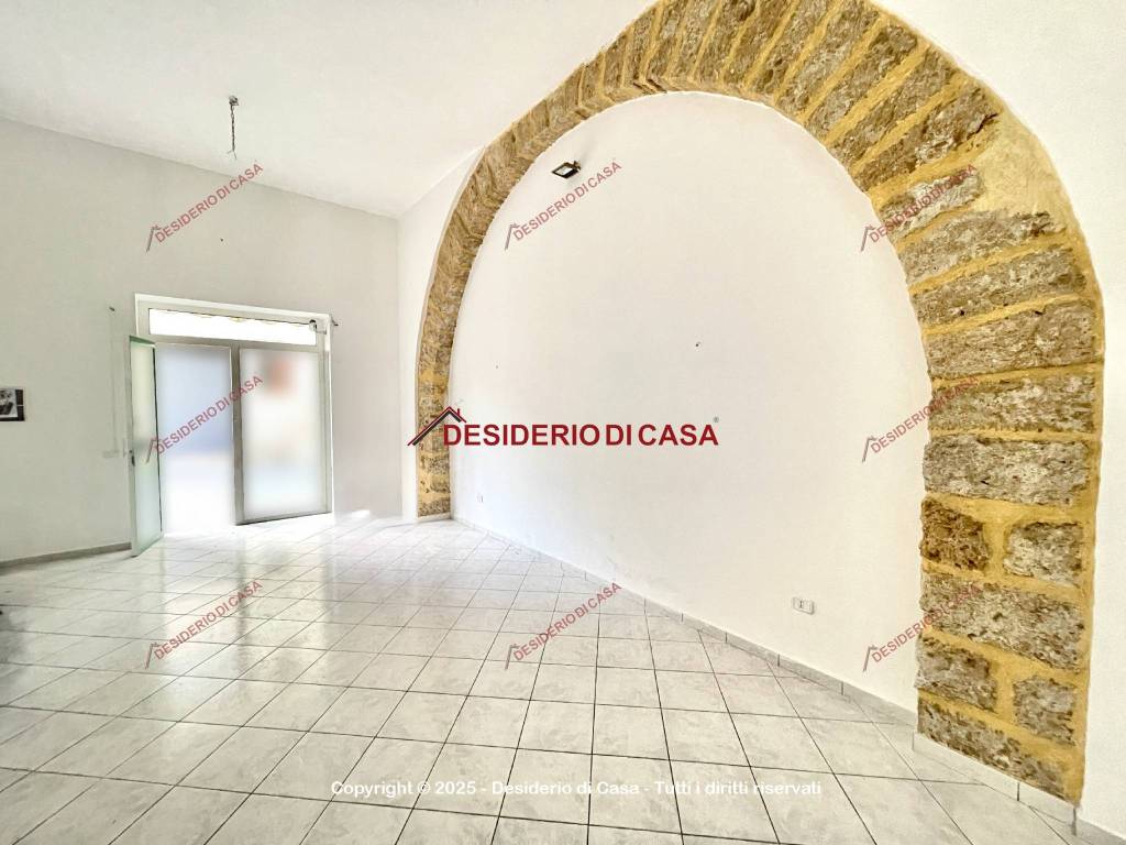 negozio in vendita a Bagheria